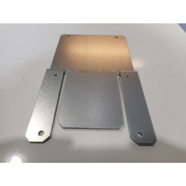 Plaque de fixation d'échangeur thermique Remeha pour Tzerra 300024957
